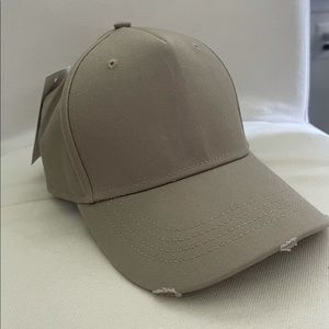 Lorna Luxe stone cap